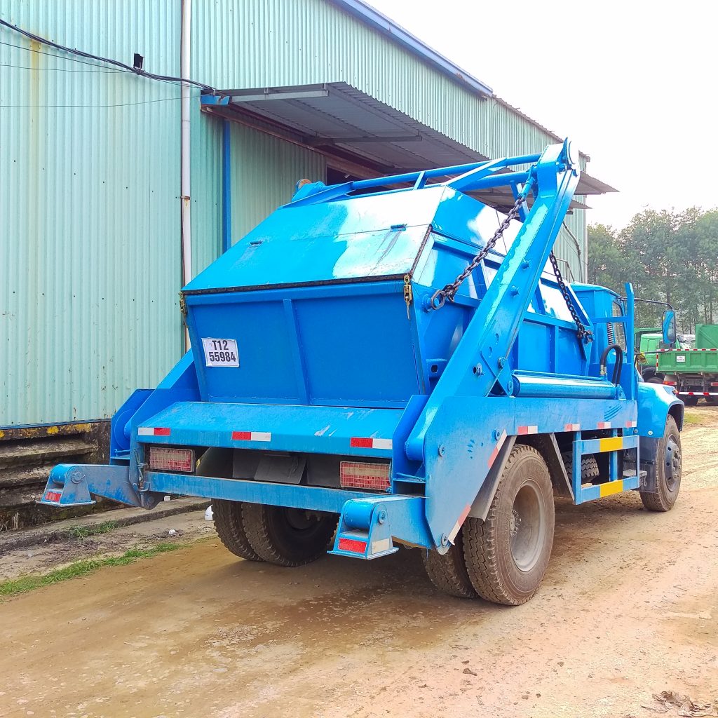 Xe tải chở bùn là gì? Chức năng của xe chở bùn